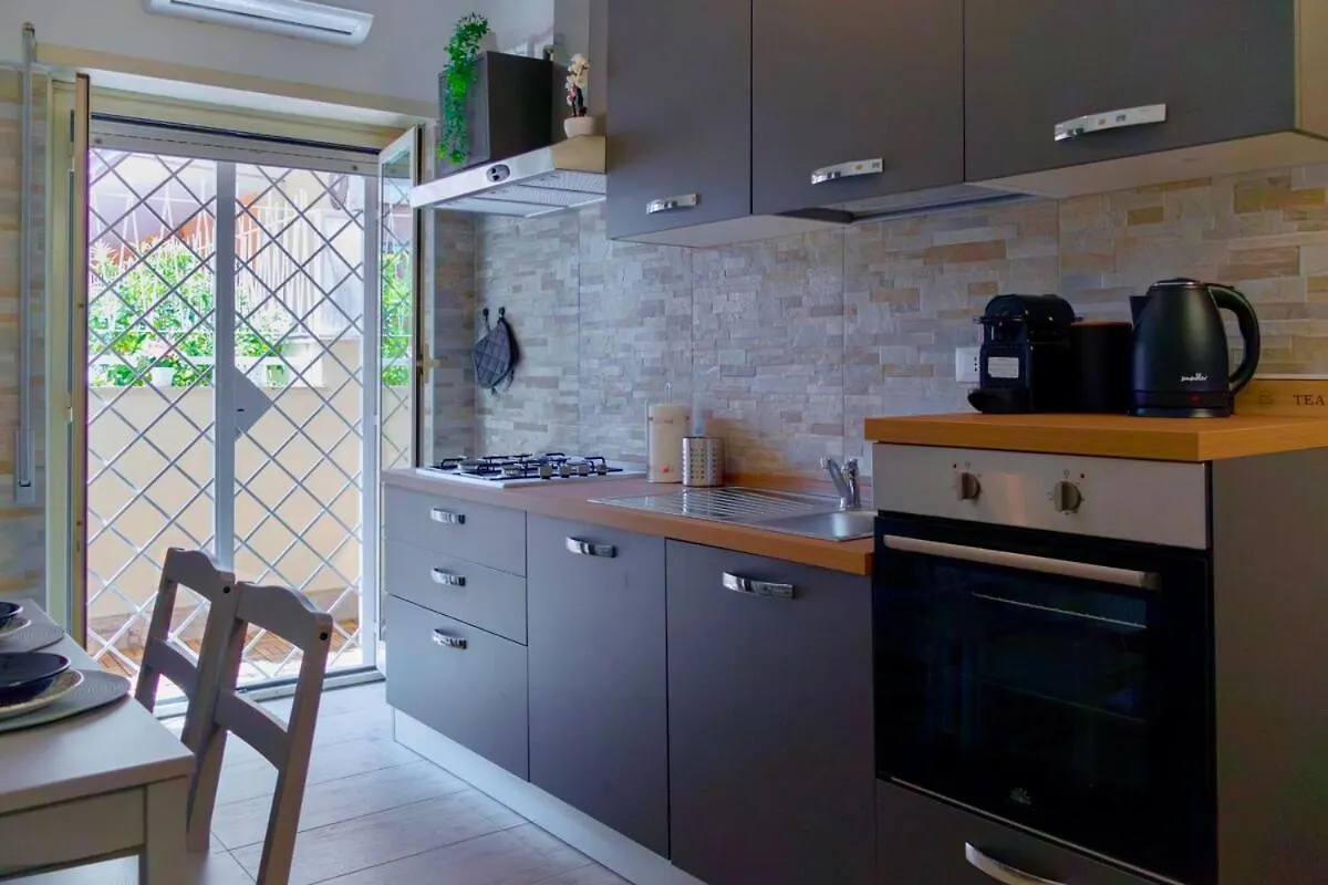 Διαμέρισμα The Roman Stop Apartment-Metro A